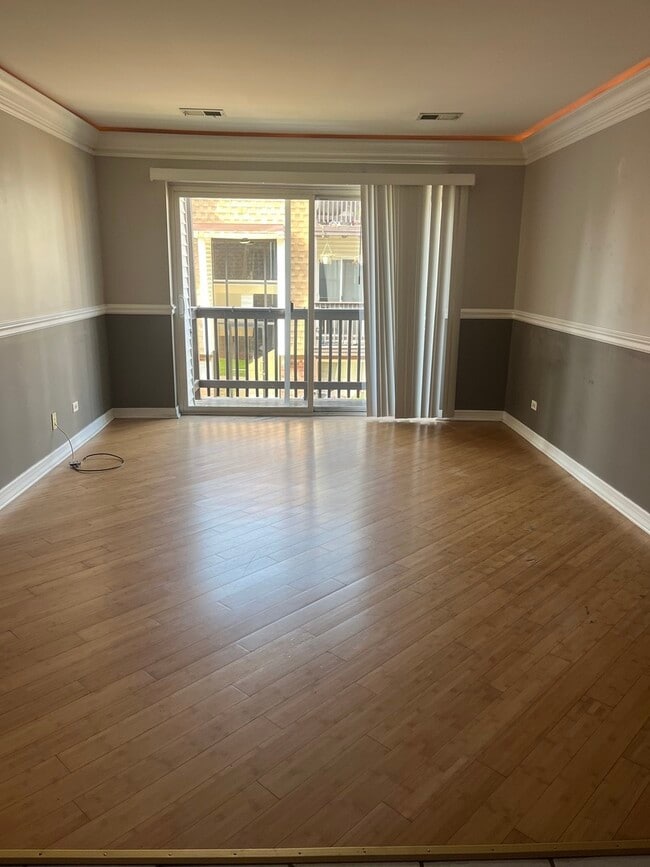 Building Photo - 10620 Brooks Ln
