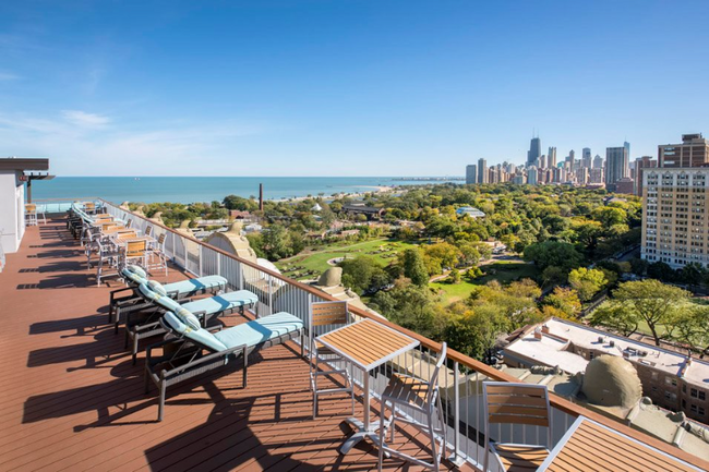 Building Photo - 2300 N Lincoln Park W