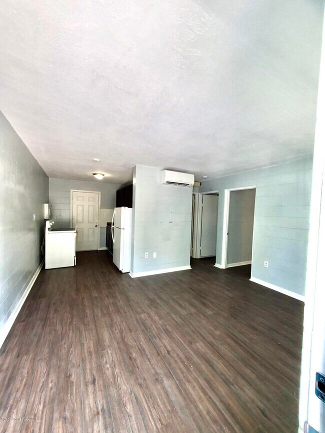Foto del edificio - 1404 S Deleon Ave
