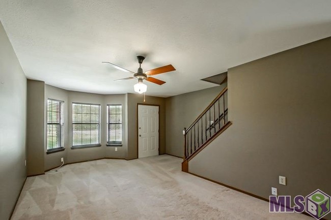 Building Photo - 16382 Hooper Rd
