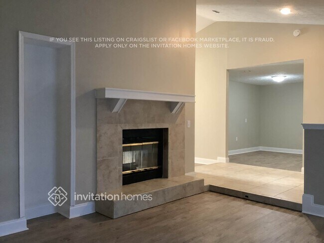 Foto del edificio - 4305 Elton Pl