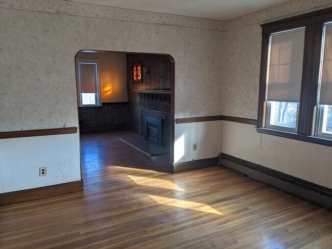Foto del edificio - 24 Grandview Rd