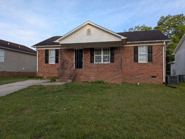 Building Photo - 2709 Ralph Johns St