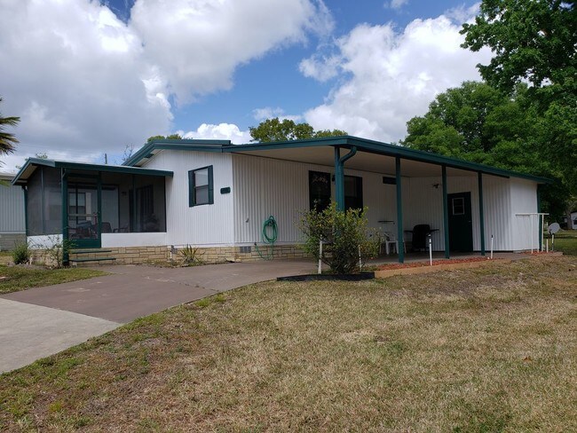 Foto del edificio - 55 SINGLE FAMILY HOME FURNISHED