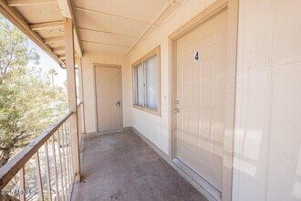 Building Photo - 127 S Outpost Rd