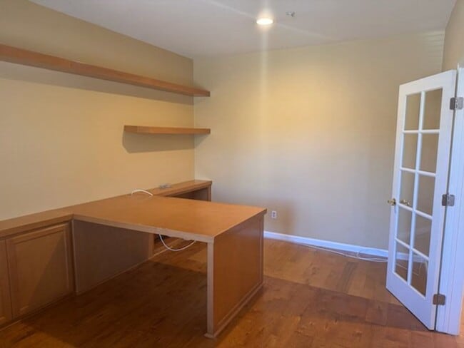 Building Photo - Spacious Former Model Home in American Canyon