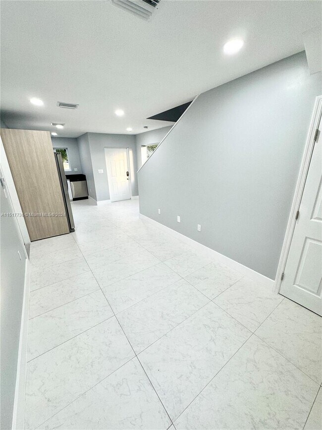 Foto del edificio - 926 NW 2nd St