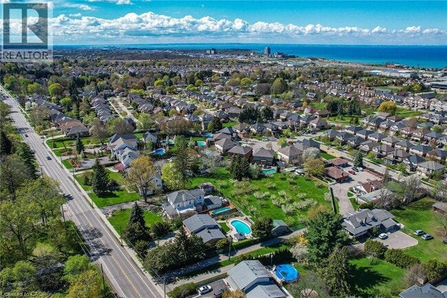 Building Photo - 280A MAIN Street W