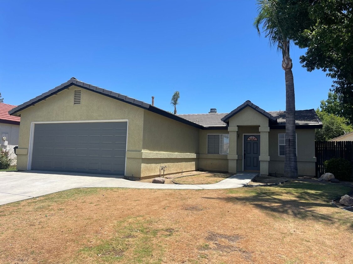 Primary Photo - Beautiful Rosedale home for rent