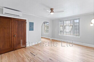 Building Photo - 1050 N Pearl St