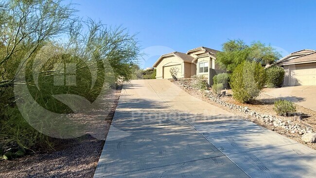 Building Photo - 824 S Saguaro Ridge Pl