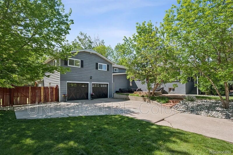 Photo - 2865 Newland Street