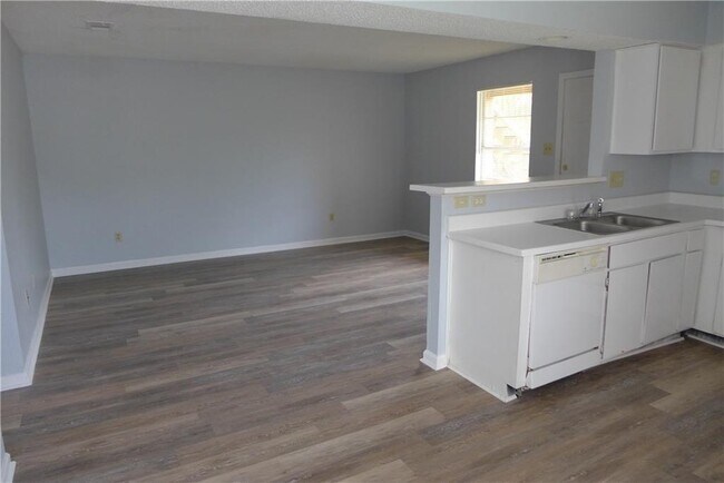 Foto del edificio - 1605 Onion Creek Village Dr