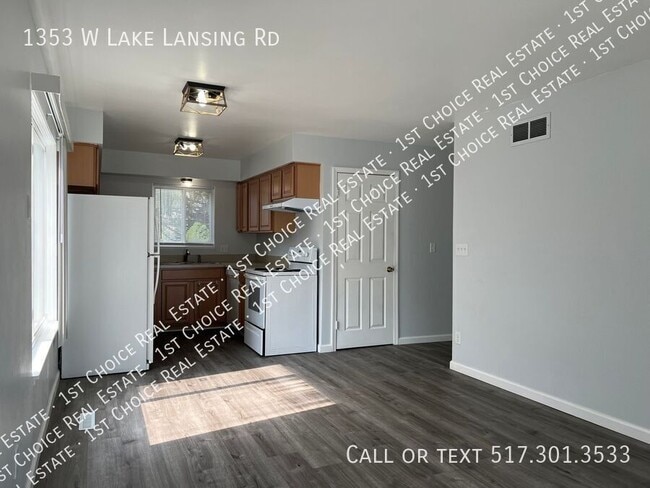 Building Photo - 1353 W Lake Lansing Rd