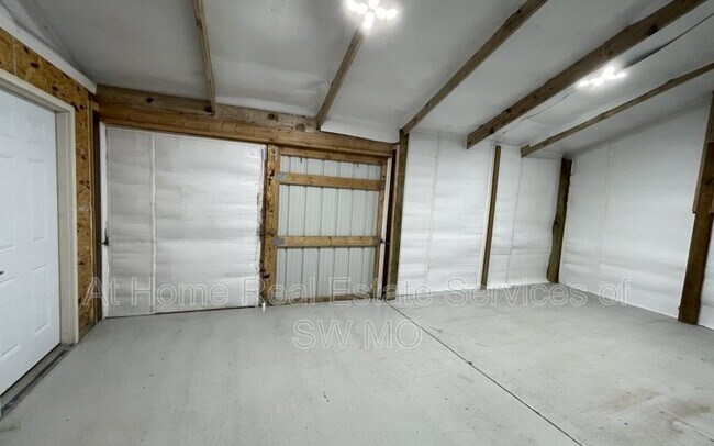 Building Photo - 125 S Harper Dr