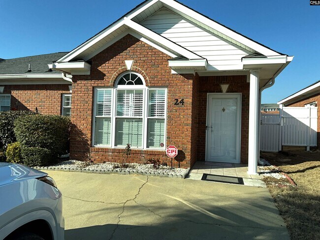 Building Photo - 24 Tall Palmetto Ln