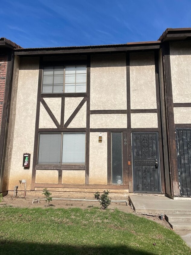 2BD/1.5BA Condo in Rialto! - 2BD/1.5BA Condo in Rialto!