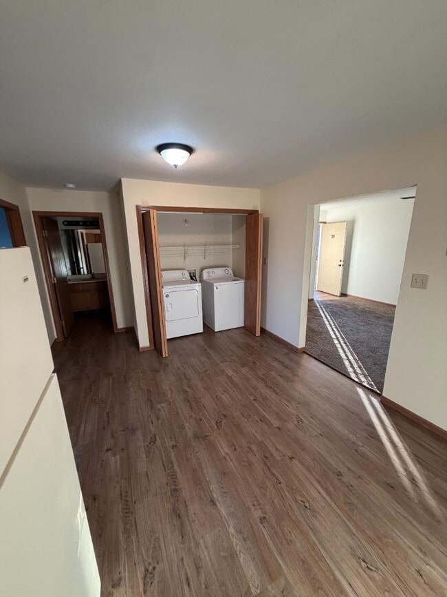 Building Photo - 1015 N St Joe Dr