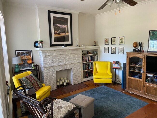 Building Photo - 312 Lee St