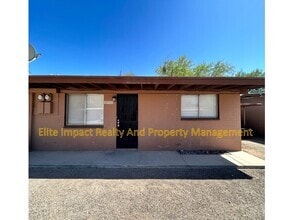 Building Photo - 3042 N Sparkman Blvd