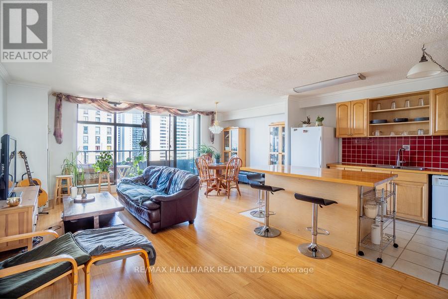 Photo principale - 135-1135 Marlee Ave