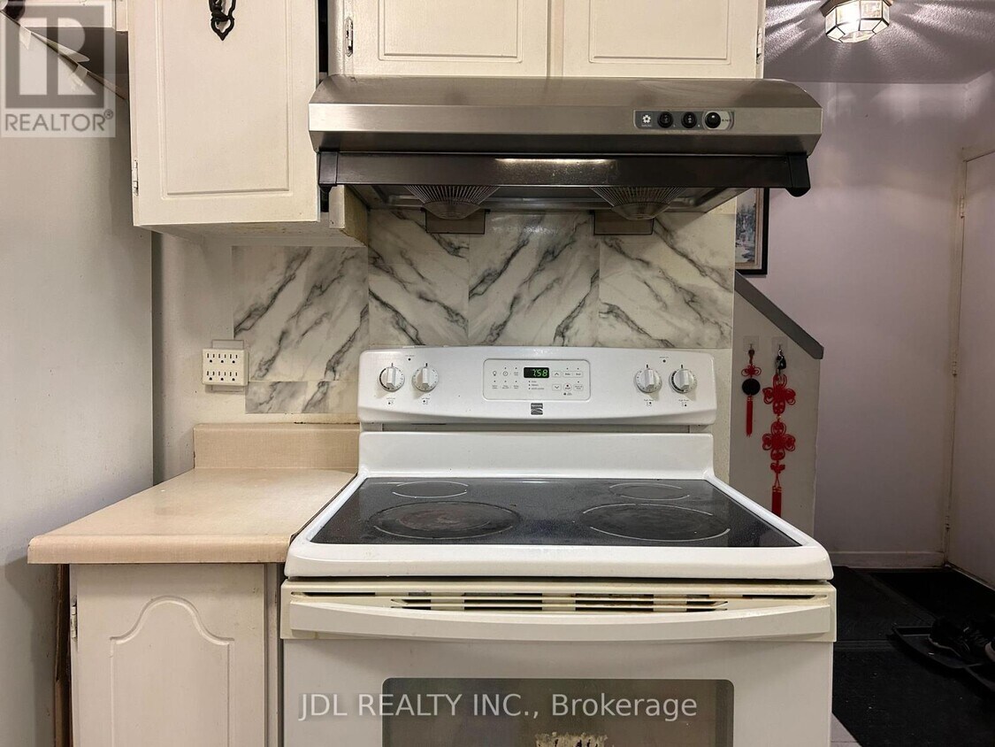 Photo principale - 2451 Bridletowne Cir