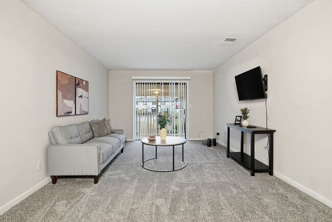 Foto del edificio - 3372 Fairway Oaks Dr