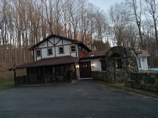 Foto del edificio - 4 Zinn Rd