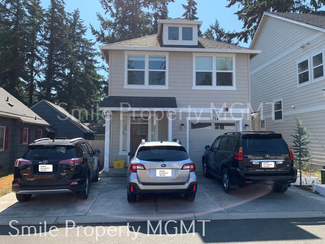 11724 SE Woodward Ct, Portland, OR 97266 House Rental in Portland, OR