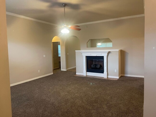 Building Photo - Sienna Estates 4 bedroom