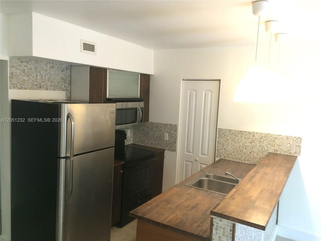 Photo - 7025 Rue Granville 1 1, Miami Beach, FL 33141