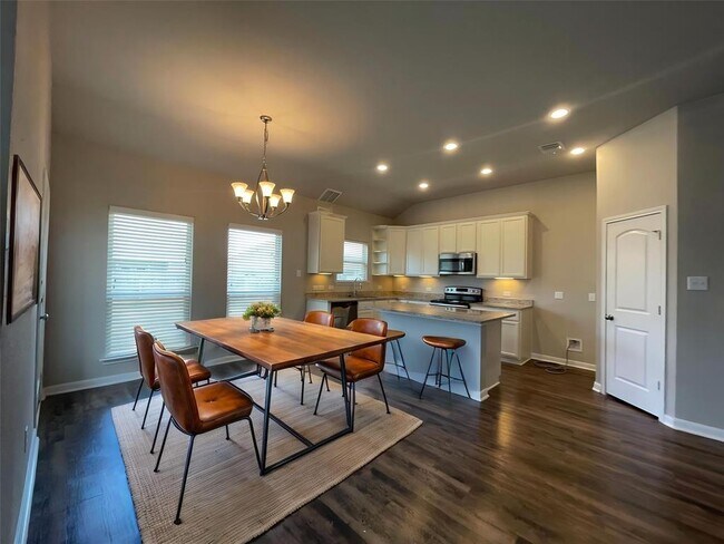 Building Photo - 8113 Northgate Lp
