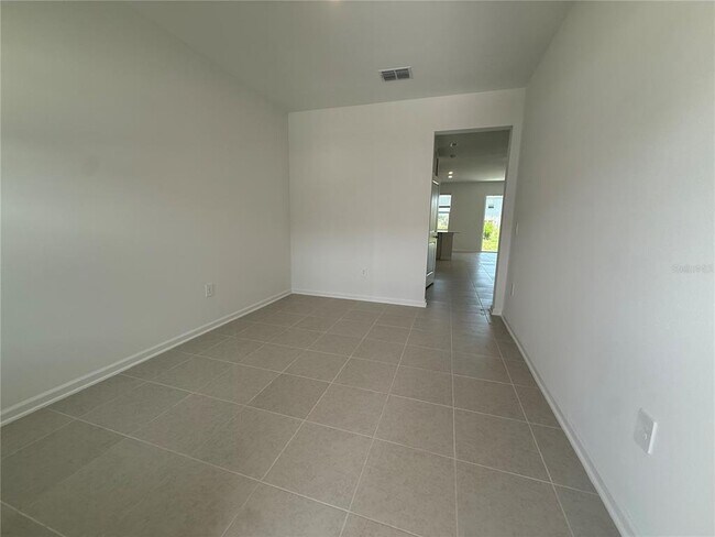 Foto del edificio - 3049 Chromatic St