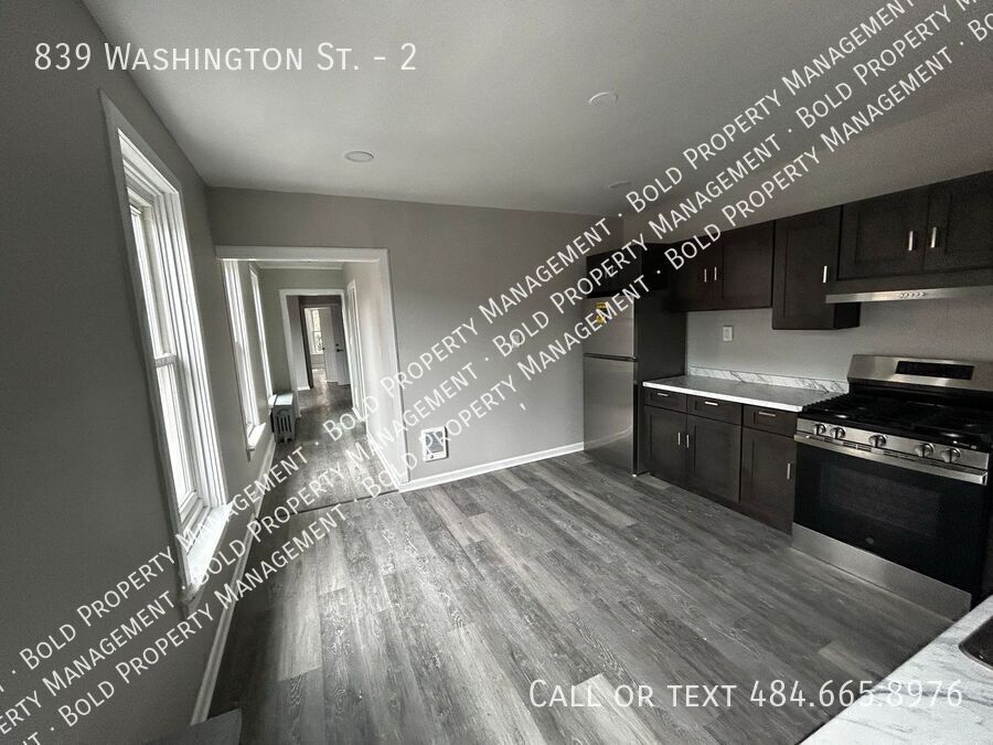 Photo - 839 Washington St.-2