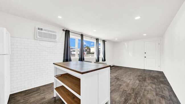 Foto del edificio - 6646 26th St