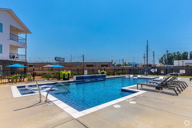 Resort-Style Pool - The Residences at Toler