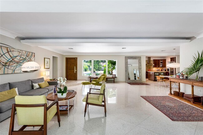 Foto del edificio - 260 Shore Dr S