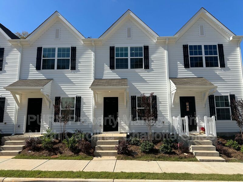 Photo - 1835 Autumn Mist Drive