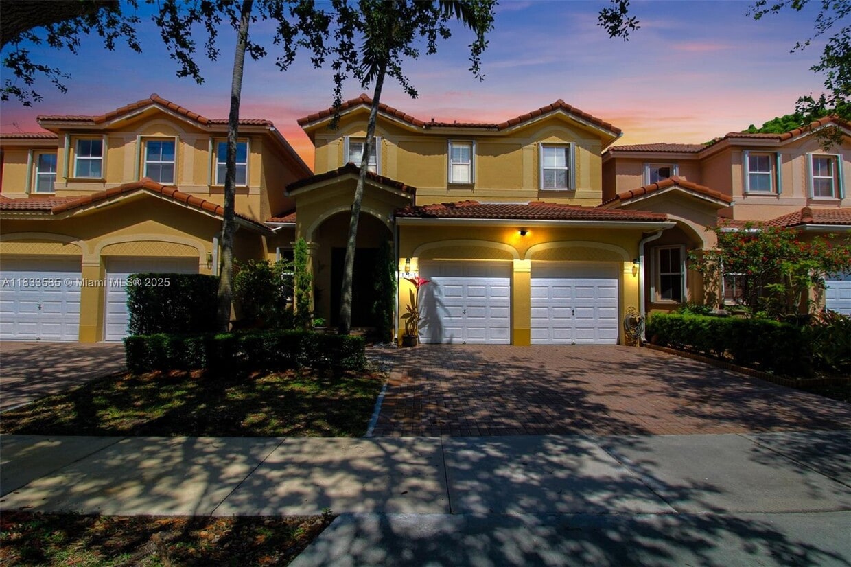 Primary Photo - 12161 SW 123rd Pl