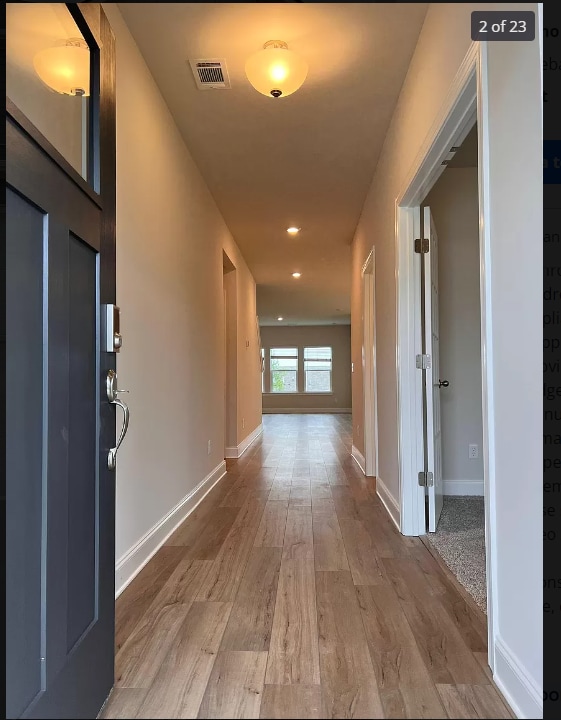 Building Photo - 1310 Tulip Ct