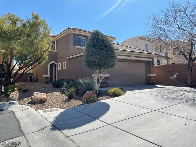 Building Photo - 9796 Bedstraw St