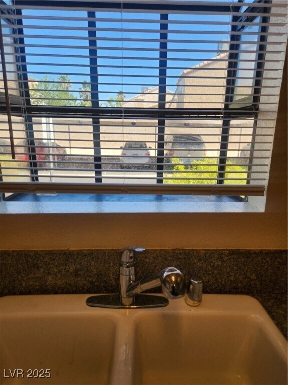Foto del edificio - 2966 Juniper Hills Blvd