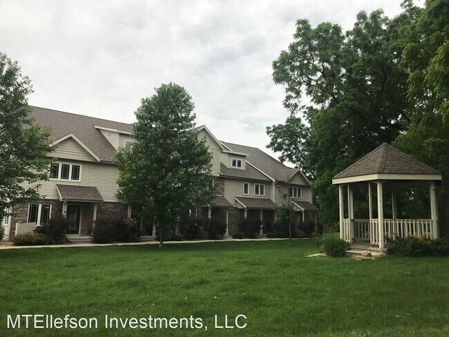 Foto del edificio - 6746 Fairhaven Rd