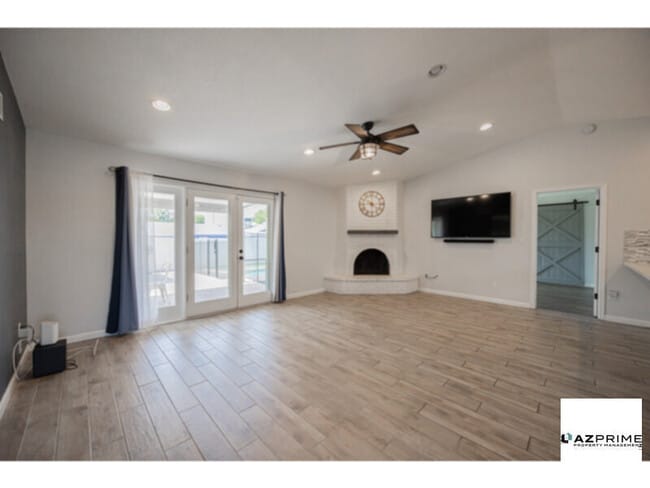 Foto del edificio - Beautiful 3/2 Scottsdale House - Oasis with Pool!