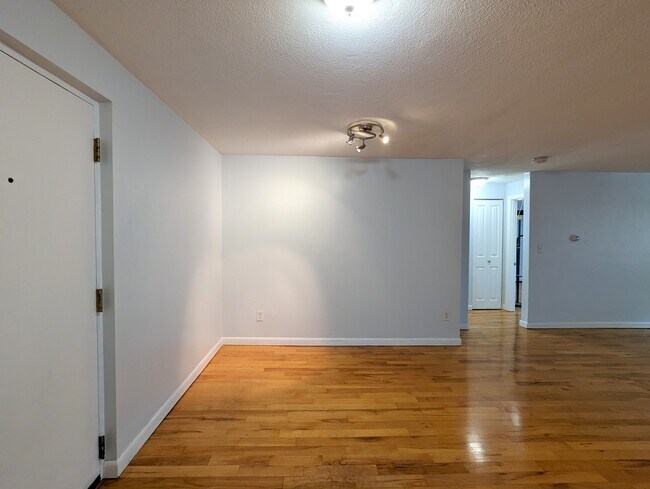 Foto del edificio - 84 Grant St