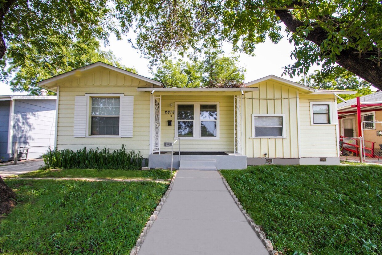 Foto principal - Close to Local Amenities and Downtown