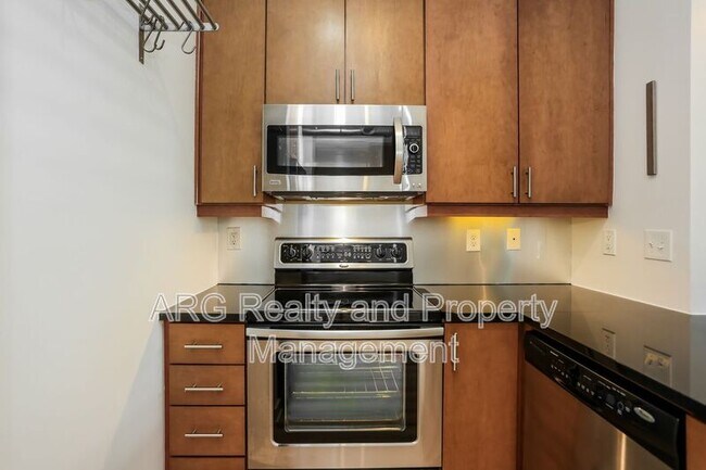 Foto del edificio - 265 18th St NW