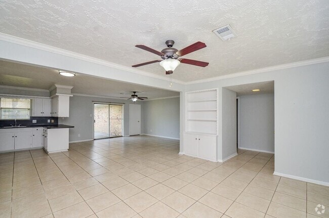 Building Photo - 8311 Springtime Ln