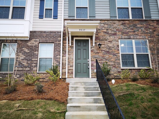 Foto del edificio - Excellent Location!!!Townhome