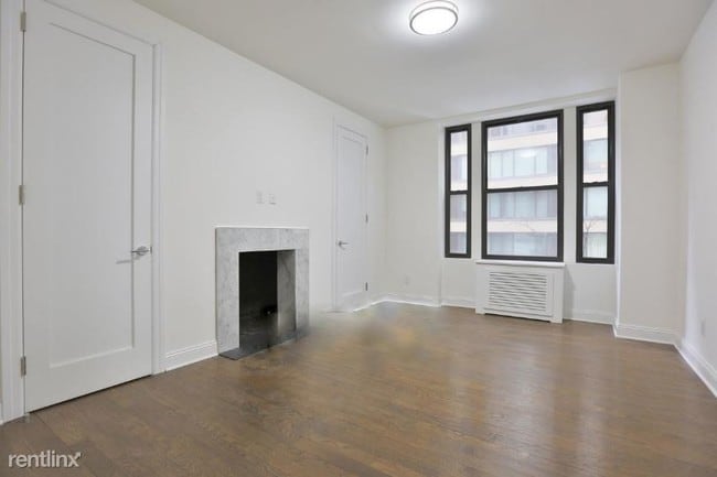 Building Photo - 2 br, 2 bath Apartment - 205 W 58 St E Unit E